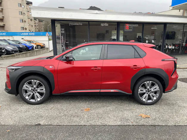 Subaru Solterra eV Luxury AWD
