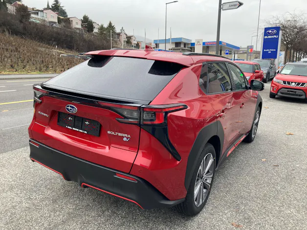 Subaru Solterra eV Luxury AWD