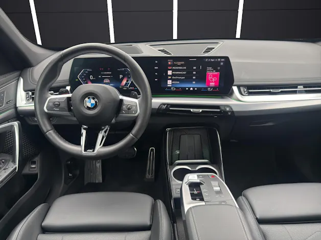 BMW X1 U11 23d xDrive paddles