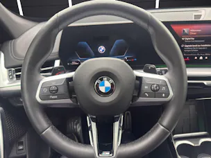 BMW X1 U11 23d xDrive paddles