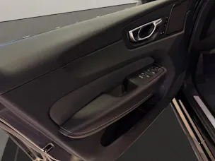 VOLVO XC60 2.0 T8 TE Ultimate Dark eAWD