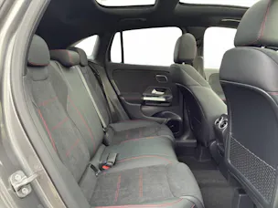 MERCEDES-BENZ GLA 250 AMG Line 4Matic Swiss Star