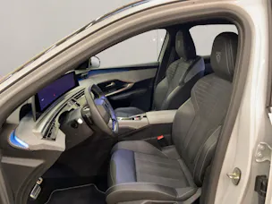 PEUGEOT 3008 1.2 Hybrid GT