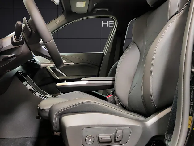 BMW X1 U11 30e xDrive paddles