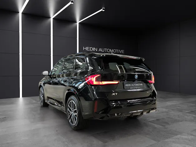 BMW X1 U11 30e xDrive paddles