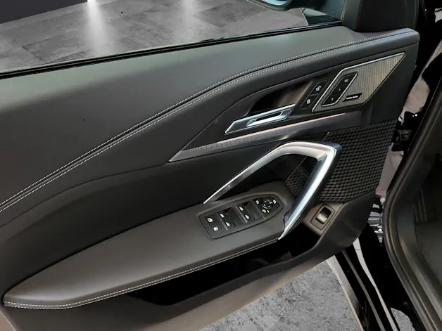 BMW X1 U11 30e xDrive paddles