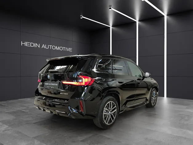 BMW X1 U11 30e xDrive paddles
