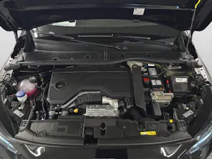 PEUGEOT 208 1.2 Hybrid 145 GT Exclusive