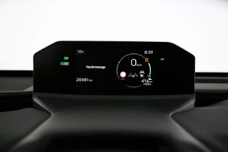 https://vehicle.imgix.net/4510538/3c2734e5-2081-40b4-a883-05c51032e931.jpg