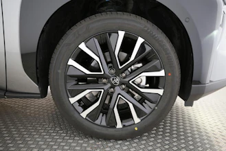 https://vehicle.imgix.net/4510538/a5904a76-33aa-463b-a9e2-b83f0b21b5ca.jpg