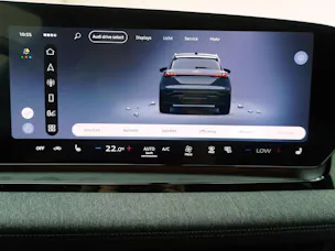 AUDI Q6 e-tron S line quattro