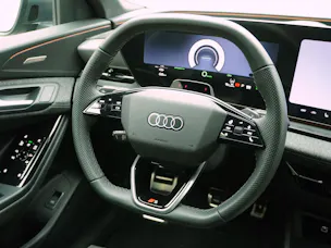 AUDI Q6 e-tron S line quattro