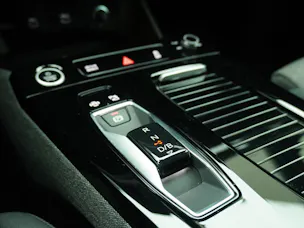 AUDI Q6 e-tron S line quattro
