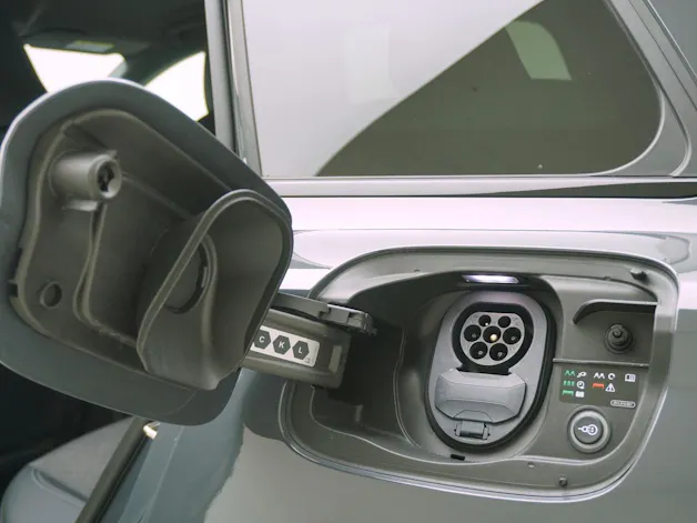 AUDI Q6 e-tron S line quattro