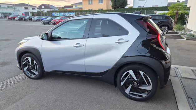 Toyota Aygo X 1.5 VVT-i HSD Style