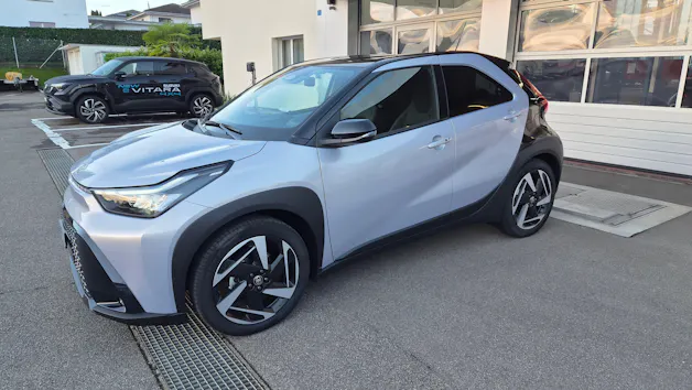 Toyota Aygo X 1.5 VVT-i HSD Style