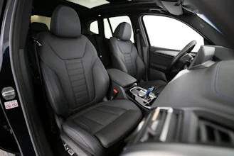 https://vehicle.imgix.net/4510600/404a7d1a-7c8a-41a3-8bfd-825aa2ff1c14.jpg