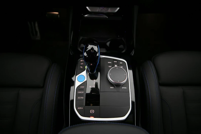 image du véhicule BMW iX3