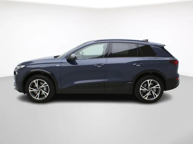 AUDI Q6 e-tron S line quattro