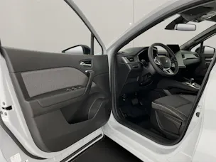 RENAULT Captur 1.8 E-Tech techno