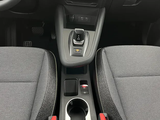 RENAULT Captur 1.8 E-Tech techno