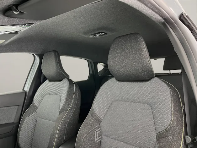 RENAULT Captur 1.8 E-Tech techno