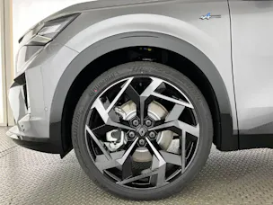 RENAULT Rafale 1.2 E-Tech Plug-in Atelier Alpine