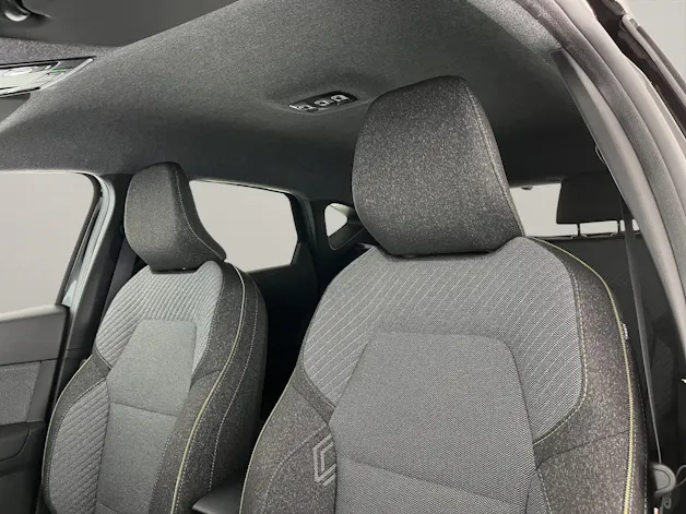 RENAULT Captur 1.8 E-Tech techno