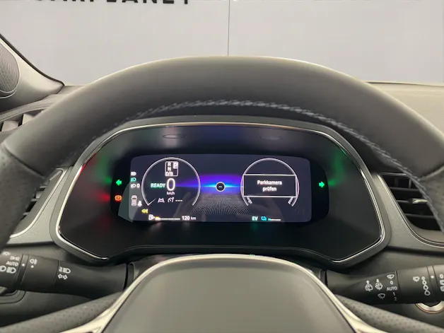 RENAULT Captur 1.8 E-Tech techno