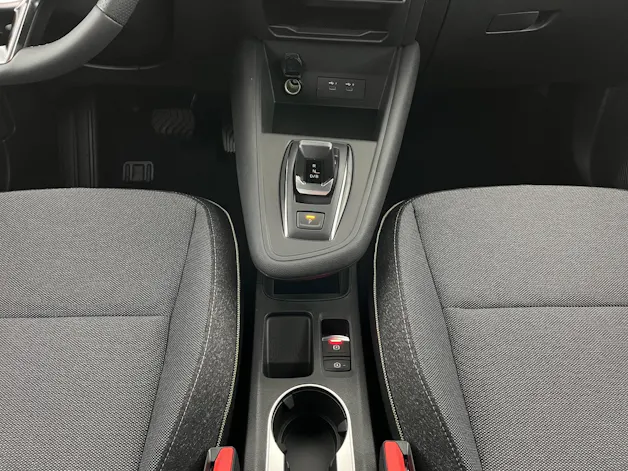 RENAULT Captur 1.8 E-Tech techno