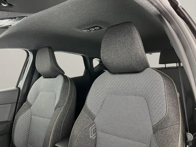 RENAULT Captur 1.8 E-Tech techno