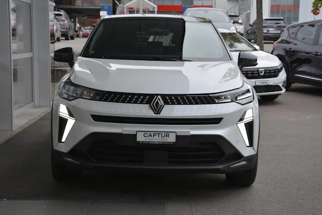 RENAULT Captur 1.8 E-Tech techno