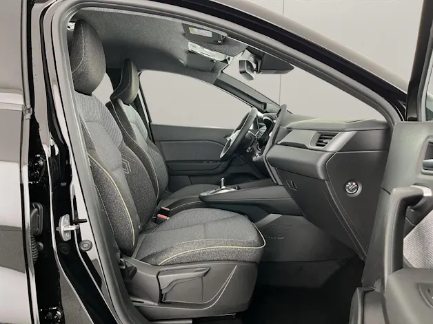 RENAULT Captur 1.8 E-Tech techno