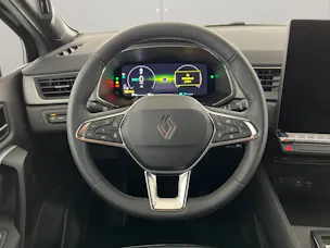 RENAULT Captur 1.8 E-Tech techno