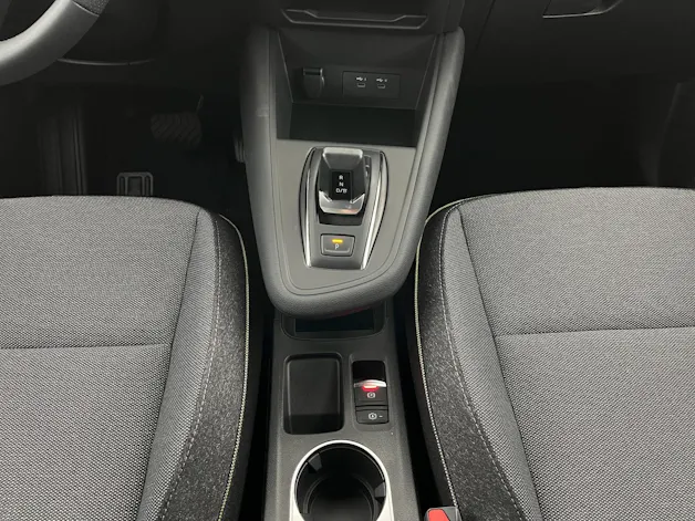 RENAULT Captur 1.8 E-Tech techno