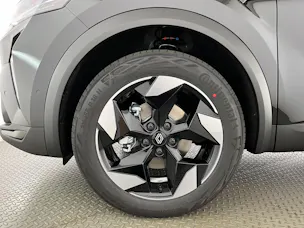 RENAULT Captur 1.8 E-Tech techno