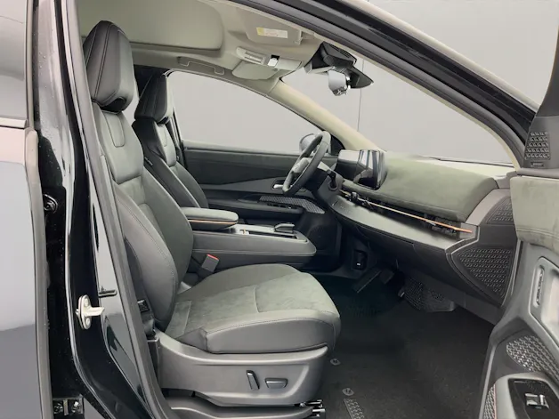 NISSAN Ariya Evolve e-4orce