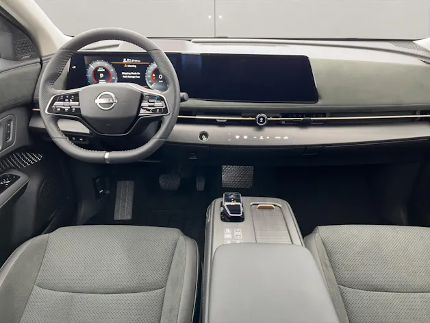 NISSAN Ariya Evolve e-4orce