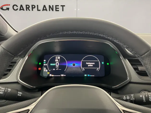 RENAULT Captur 1.8 E-Tech techno
