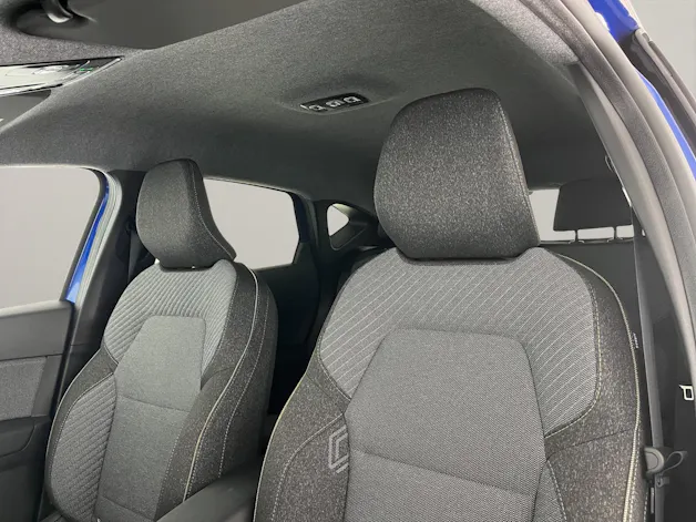 RENAULT Captur 1.8 E-Tech techno