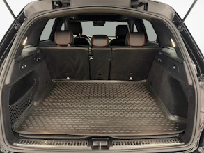 https://vehicle.imgix.net/4510832/ed8d7e29-66f8-43bd-a36d-d459ca6c8284.jpg