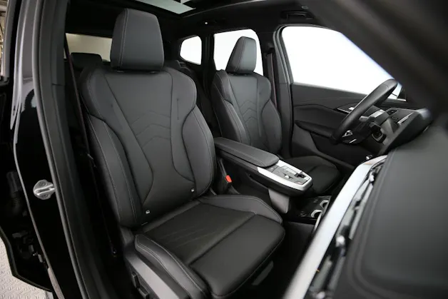 BMW X1 U11 23d xDrive paddles