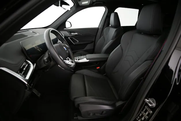 BMW X1 U11 23d xDrive paddles