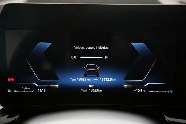 BMW X1 U11 23d xDrive paddles