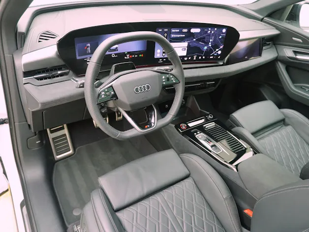 AUDI SQ6 e-tron quattro