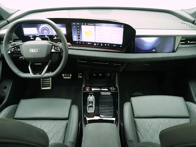 AUDI SQ6 e-tron quattro