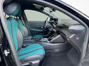 https://vehicle.imgix.net/4510881/340783d8-b3e9-44cd-b748-c22400d9b099.jpg