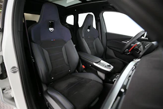 https://vehicle.imgix.net/4510905/feb5a9cc-68a0-4ca3-bdc2-e3ff72c0566f.jpg