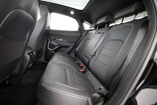 Jaguar E-Pace 2.0 I4 200 R-Dynamic HSE AWD
