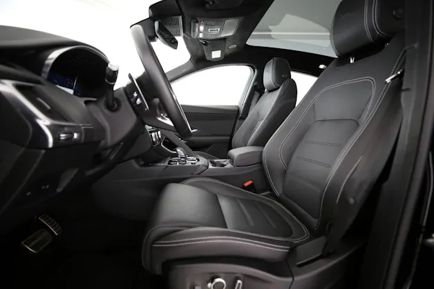Jaguar E-Pace 2.0 I4 200 R-Dynamic HSE AWD